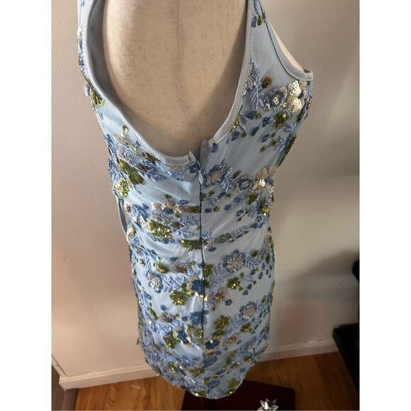 Blue sequence flower dress size medium - Picture 4 of 10